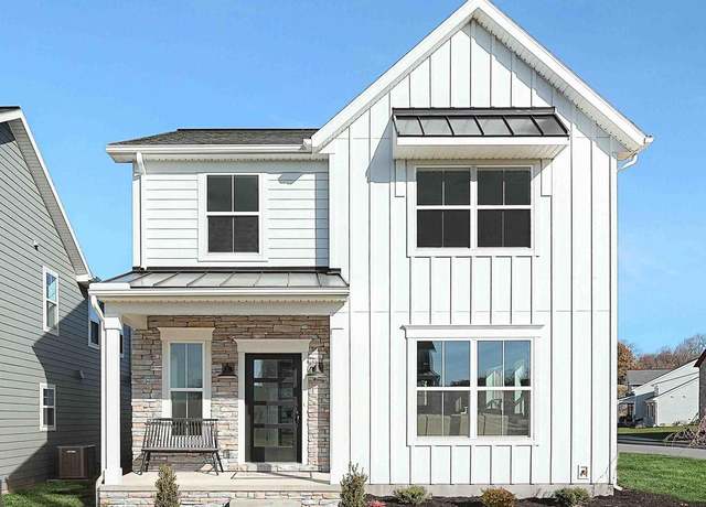 Property at 2436 Hawthorne Dr, Harrisburg, PA 17110, 3 beds, 2.5 baths