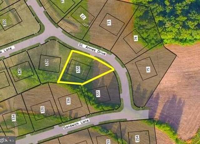 Property at 7130 St Annes Dr, Fayetteville, PA 17222