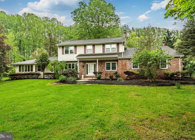 Property at 64 Mill Rd, Schwenksville, PA 19473, 5 beds, 3.5 baths