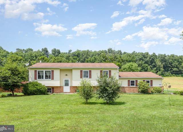 Property at 695 Shermans Valley Rd, New Bloomfield, PA 17068, 4 beds, 2.5 baths