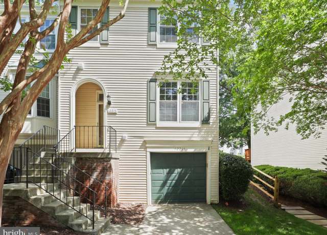 Property at 12215 Wye Oak Commons Cir #66, Burke, VA 22015, 3 beds, 2.5 baths
