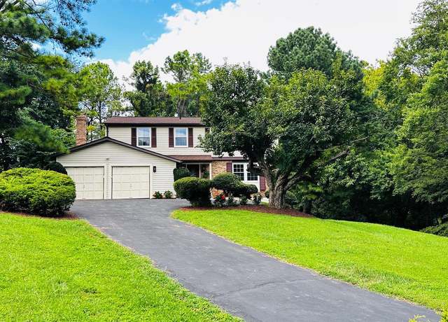 Property at 1140 Riva Ridge Dr, Great Falls, VA 22066, 4 beds, 3.5 baths