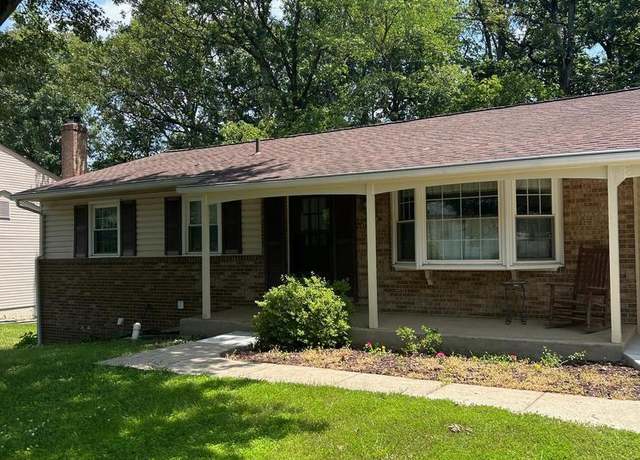 Property at 12157 Pineneedle Ct, Woodbridge, VA 22192, 4 beds, 3 baths