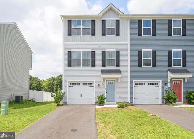 Property at 387 Bait Rd, Inwood, WV 25428, 3 beds, 2.5 baths