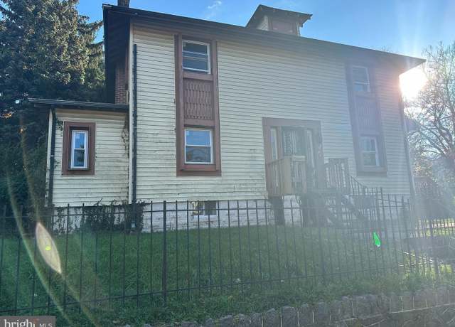 Property at 2123 Kearny St NE, Washington, DC 20018, 4 beds, 2.5 baths