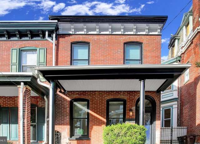 Property at 1204 W Eighth St, Wilmington, DE 19806, 3 beds, 1.5 baths
