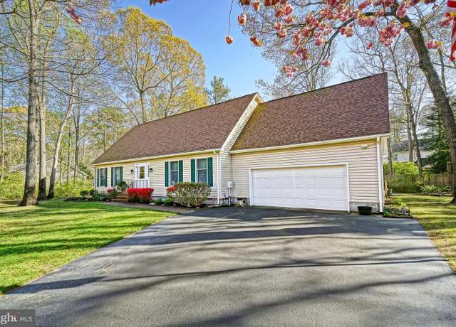 Property at 11 Roberts Rd, Lewes, DE 19958, 3 beds, 2.5 baths