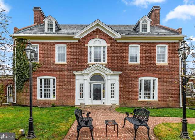 Property at 336 Lyon Ct, Pikesville, MD 21208, 8 beds, 5.5 baths