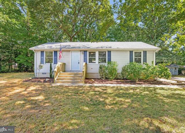 Property at 8408 Sailboat Ln, Lusby, MD 20657, 3 beds, 1 bath