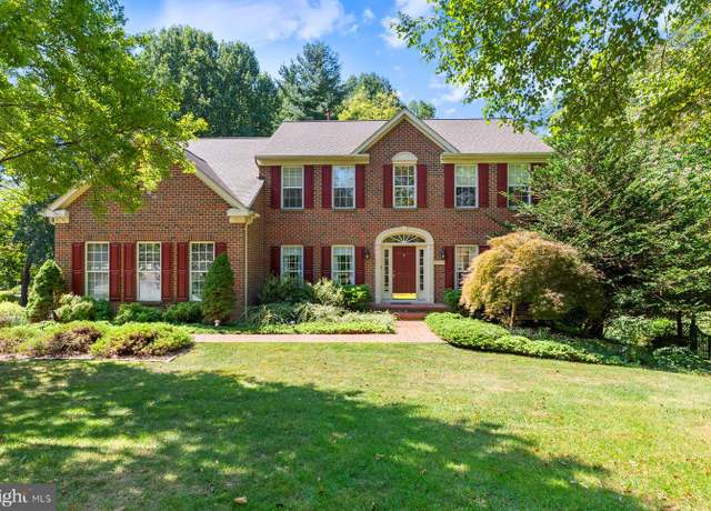 Property at 610 Okemo Dr, Eldersburg, MD 21784, 4 beds, 3.5 baths