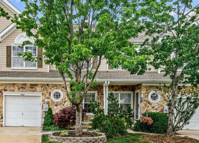 Property at 8502 Normandy Dr, Mount Laurel, NJ 08054, 3 beds, 2.5 baths