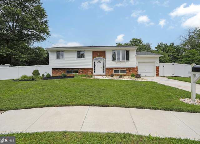 Property at 115 Stratton Dr, Westampton, NJ 08060, 4 beds, 2 baths