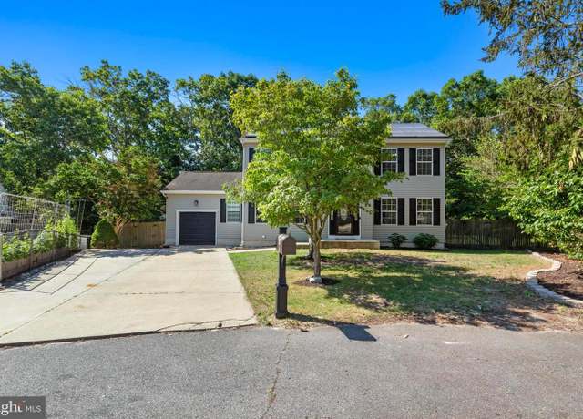 Property at 40 Saint Andrews Dr, Tuckerton, NJ 08087, 3 beds, 2.5 baths