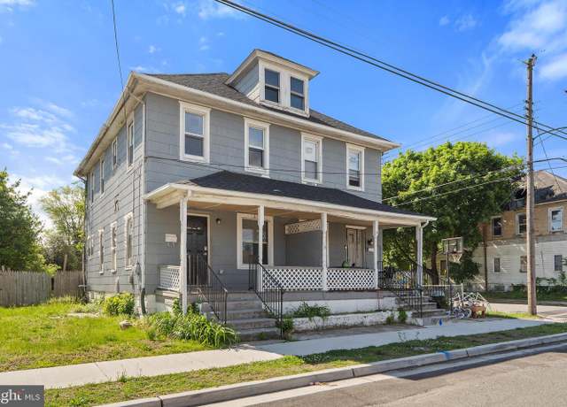 Property at 103-105 Penn St, Penns Grove, NJ 08069, 6 beds, 2 baths