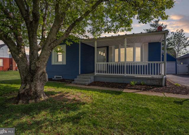 Property at 325 Hogestown Rd, Mechanicsburg, PA 17050, 3 beds, 2 baths