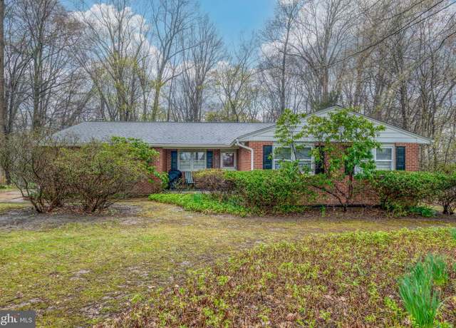 Property at 685 Chambers Rock Rd, Landenberg, PA 19350, 4 beds, 2 baths