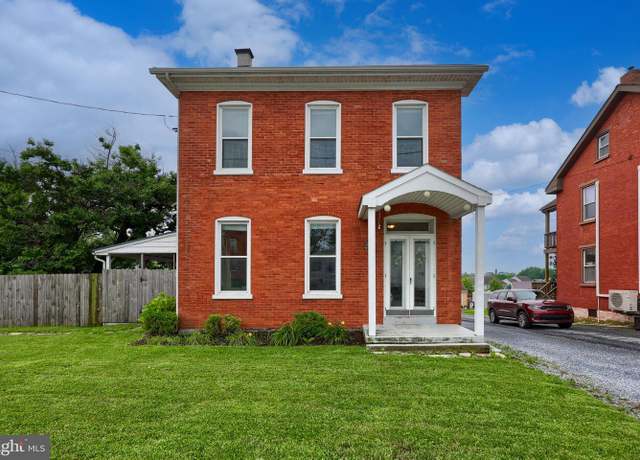 Property at 3156 Lincoln Hwy E, Paradise, PA 17562, 4 beds, 2.5 baths