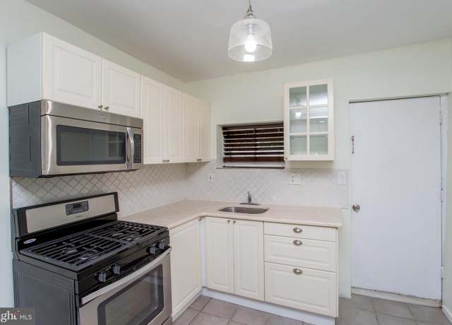 Property at 2043 Gerritt St, Philadelphia, PA 19146, 2 beds, 1 bath
