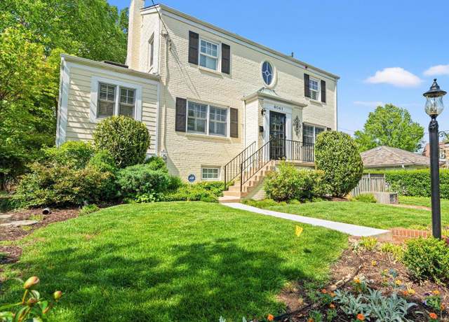 Property at 6041 25th Rd N, Arlington, VA 22207, 4 beds, 5.5 baths