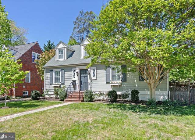 Property at 4723 24th Rd N, Arlington, VA 22207, 3 beds, 2 baths