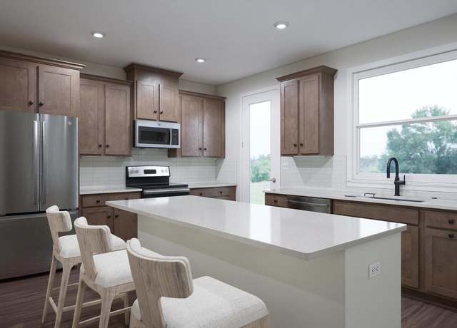 Property at 8673 Anderson Ave, Marshall, VA 20115, 3 beds, 3 baths