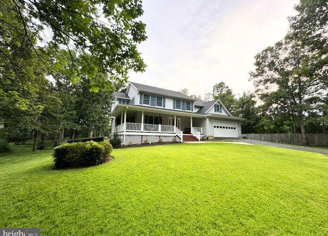 Property at 12517 Easter Ln, Fairfax, VA 22030, 4 beds, 3.5 baths