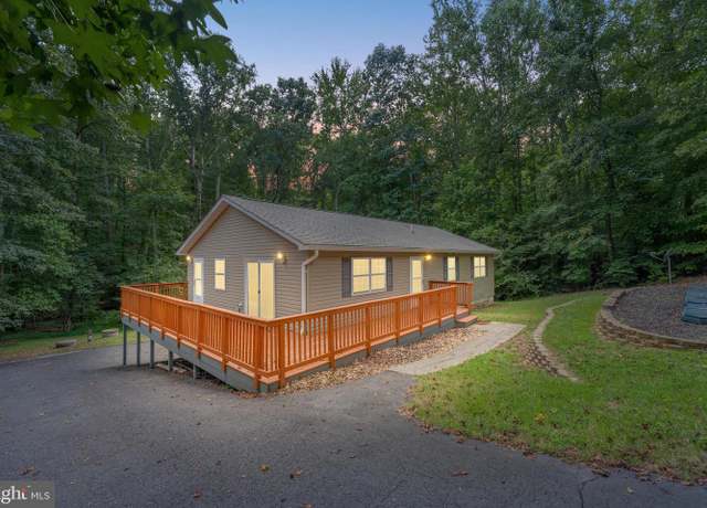 Property at 7224 Washington Dr, King George, VA 22485, 3 beds, 3 baths