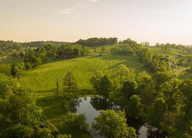 Property at 18620 Round Top Ln, Round Hill, VA 20141