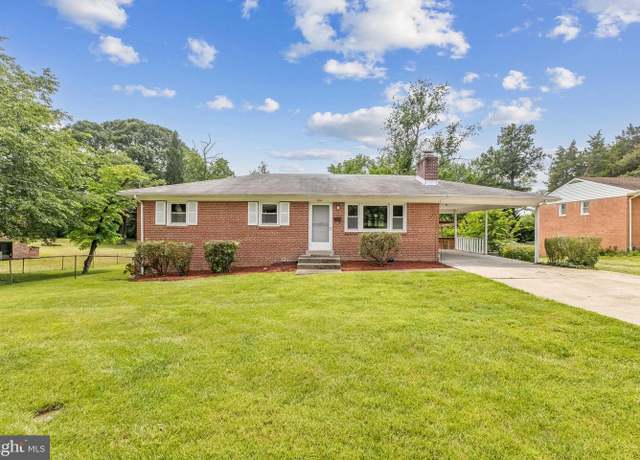 Property at 1511 Woodside Dr, Woodbridge, VA 22191, 4 beds, 2.5 baths