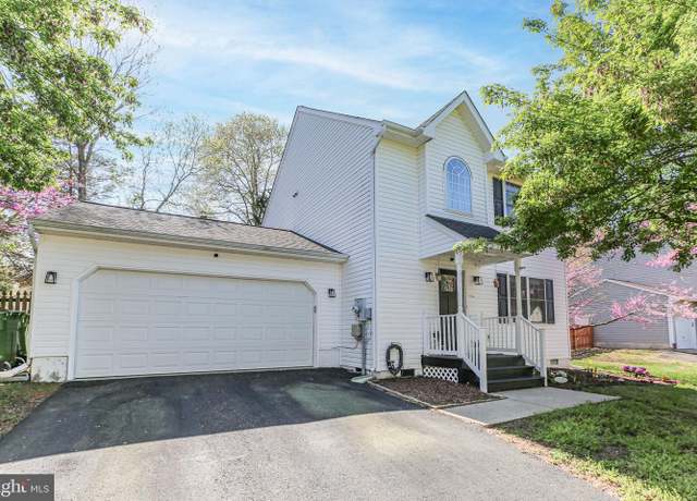 Property at 3814 Overview Dr, Fredericksburg, VA 22408, 3 beds, 2.5 baths