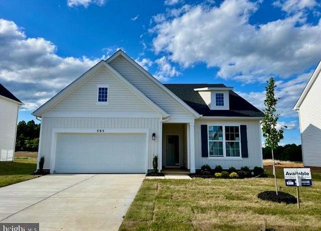 Property at 385 Atkinson St, Shenandoah Junction, WV 25442, 4 beds, 3 baths