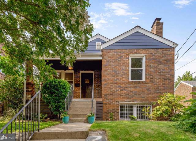 Property at 3207 W St SE, Washington, DC 20020, 4 beds, 2.5 baths