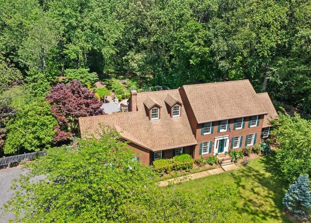 Property at 2706 Church Creek Ln, Edgewater, MD 21037, 3 beds, 4.5 baths