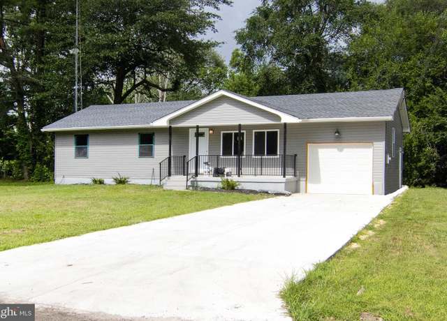 Property at 1398 S Myrtle St, Vineland, NJ 08360, 4 beds, 2 baths