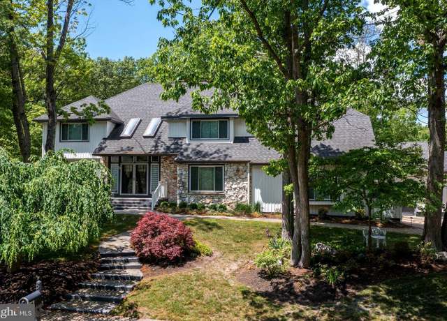 Property at 5 Callison Ln, Voorhees, NJ 08043, 5 beds, 5 baths