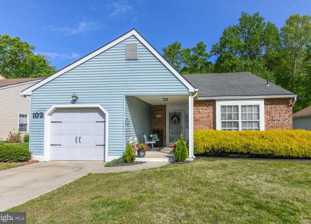 Property at 102 Lakebridge Dr, Deptford, NJ 08096, 2 beds, 2 baths