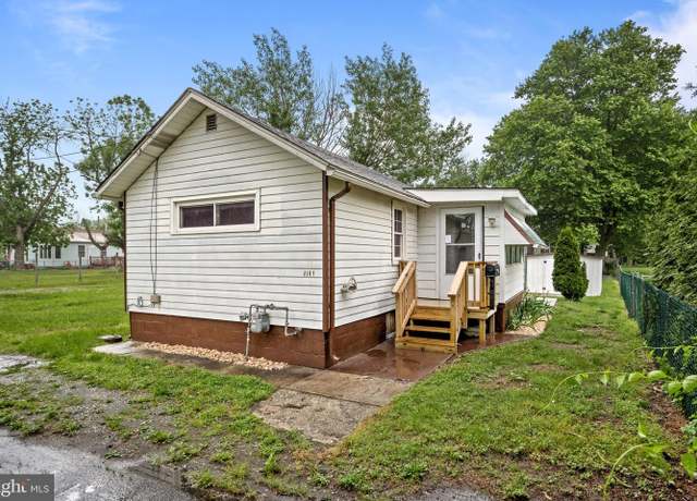 Property at 55 Airy Ave, Penns Grove, NJ 08069, 1 bed, 1 bath