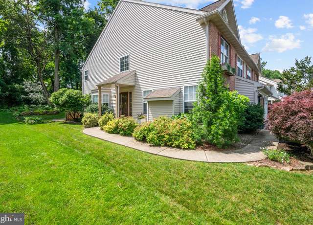 Property at 1408 Hillpoint, Reading, PA 19608, 3 beds, 2.5 baths