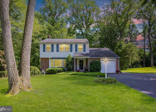 Property at 416 Devon Dr, Exton, PA 19341, 4 beds, 2.5 baths