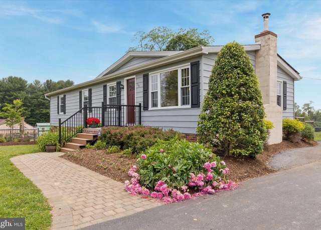 Property at 340 Wilmington Rd, Coatesville, PA 19320, 3 beds, 2 baths