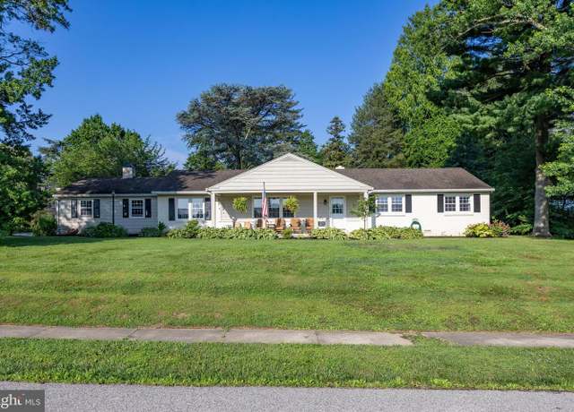 Property at 21 Dogwood Dr, Kennett Square, PA 19348, 3 beds, 2 baths