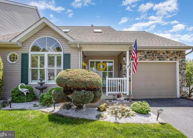 Property at 29 Knollwood Rd, Millersville, PA 17551, 2 beds, 2 baths