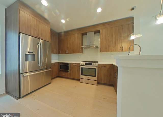 Property at 702-12 N Front St #12, Philadelphia, PA 19123, 3 beds, 3 baths