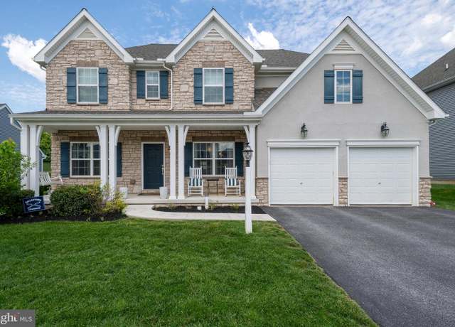 Property at 2611 Woodspring Dr, York, PA 17402, 4 beds, 3.5 baths