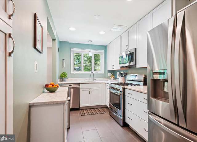 Property at 10427 Montrose Ave #104, Bethesda, MD 20814, 2 beds, 1 bath