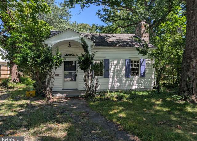 Property at 707 New York Ave, Takoma Park, MD 20912, 2 beds, 1 bath