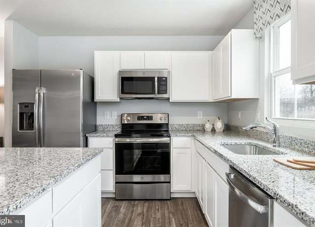 Property at 1100 Shumi Ct Unit BR0020, Capitol Heights, MD 20743, 4 beds, 2.5 baths