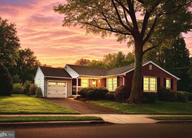 Property at 2 Wagon Bridge Run, Moorestown, NJ 08057, 3 beds, 2 baths