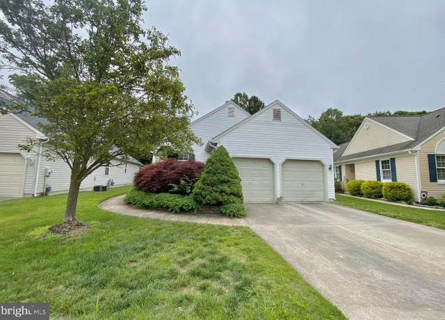 Property at 43 Glenview Way E, Gibbsboro, NJ 08026, 2 beds, 2 baths