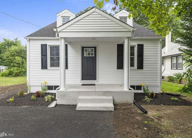 Property at 114 Andaloro Way, Westville, NJ 08093, 4 beds, 1 bath